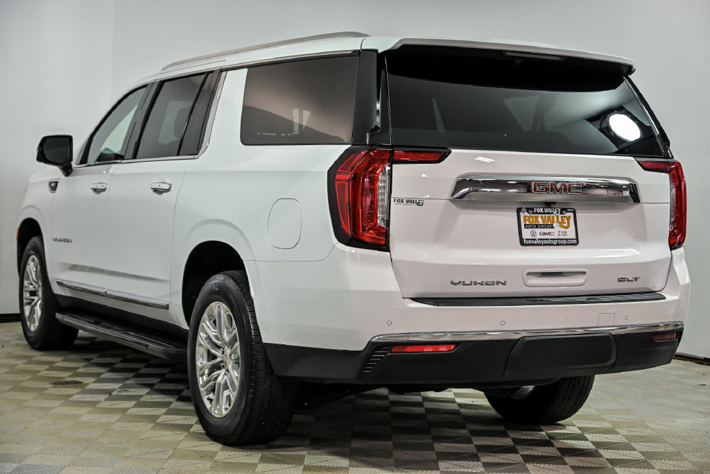 Used 2023 GMC Yukon XL SLT w/ SLT Premium Package AWD/4WD image 6