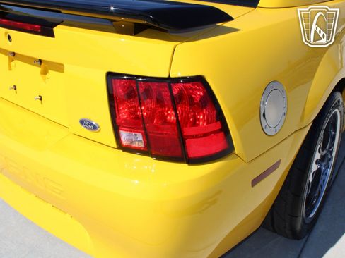 Used 2004 Ford Mustang Mach 1 image 24