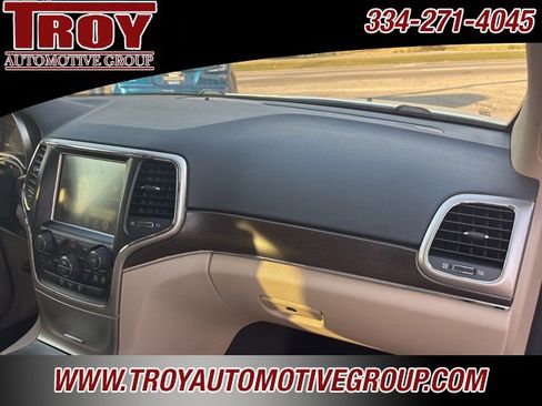 Used 2015 Jeep Grand Cherokee Limited image 27