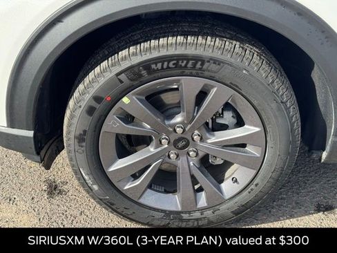 New 2026 Ford Explorer Active w/ Active Comfort Package image 10