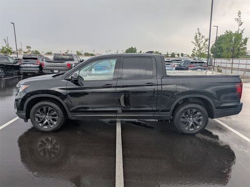 Used 2023 Honda Ridgeline Sport image 7