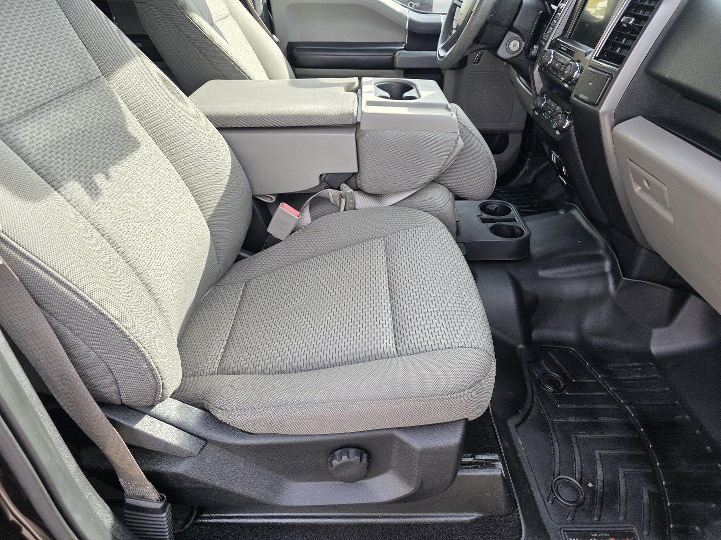 Used 2018 Ford F150 XLT AWD/4WD image 21