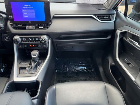 Certified 2023 Toyota RAV4 XLE Premium image 18
