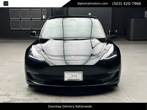Used 2021 Tesla Model 3 Performance image 10