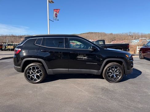 New 2026 Jeep Compass Limited w/ Sun, Sound & Navigation Group image 3