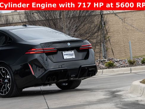 Used 2025 BMW M5 w/ Executive Package image 6