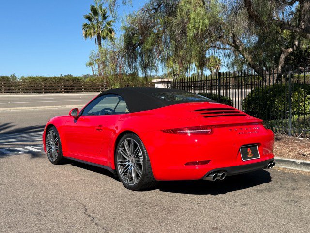 Used 2016 Porsche 911 Carrera 4S AWD/4WD image 3
