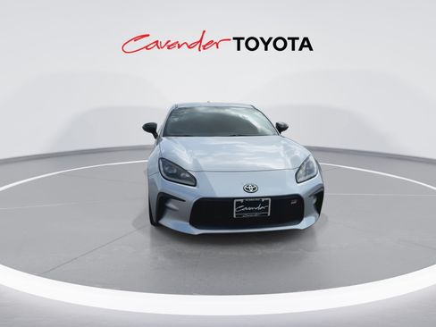 Certified 2023 Toyota GR86 Premium w/ ALL Weather Mat Package (TMS) RWD image 3