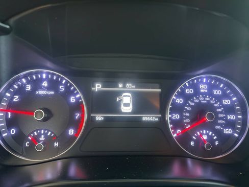 Used 2024 Kia Forte LXS w/ LXS Technology Package FWD image 12