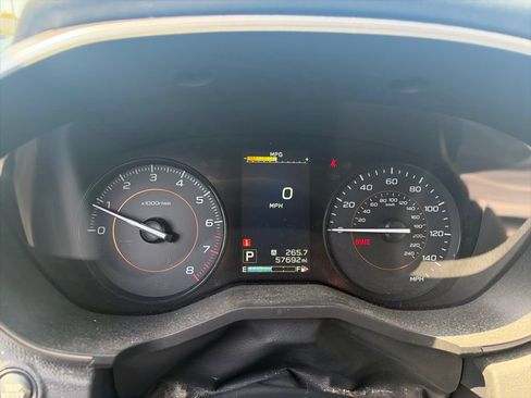 Used 2018 Subaru Crosstrek 2.0i Premium AWD/4WD image 12