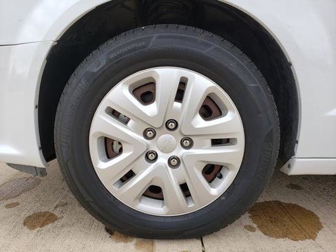 Used 2017 Dodge Grand Caravan SE w/ Power Window Group image 27