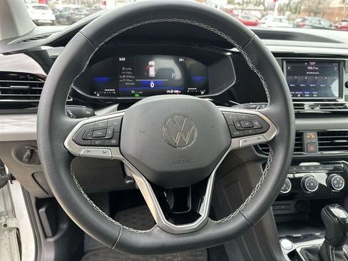Used 2023 Volkswagen Taos S image 13