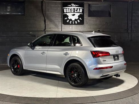 Used 2018 Audi Q5 2.0T Premium w/ Convenience Package image 3