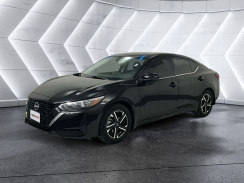 Used 2024 Nissan Sentra SV FWD image 3