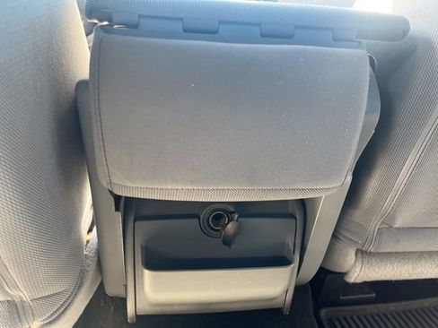 Used 2013 Ford F150 XLT w/ Luxury Equipment Group image 16