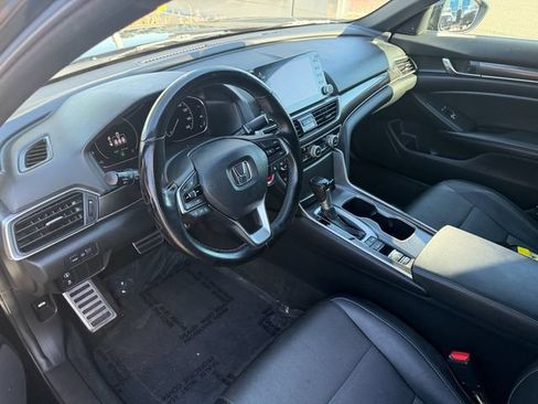 Used 2021 Honda Accord Sport image 12