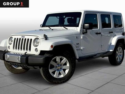 Used 2017 Jeep Wrangler Unlimited Sahara w/ Connectivity Group