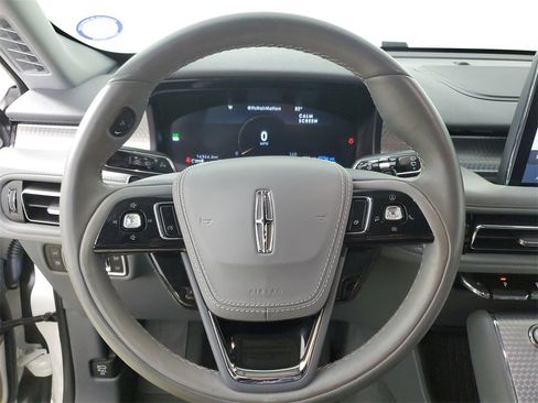 Used 2020 Lincoln Aviator Grand Touring w/ Class IV Trailer Tow Package image 23