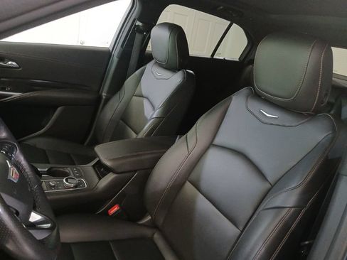 Used 2021 Cadillac XT4 Sport w/ Cold Weather Package AWD/4WD image 16