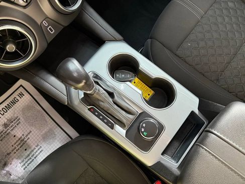 Used 2020 Chevrolet Blazer LT image 34