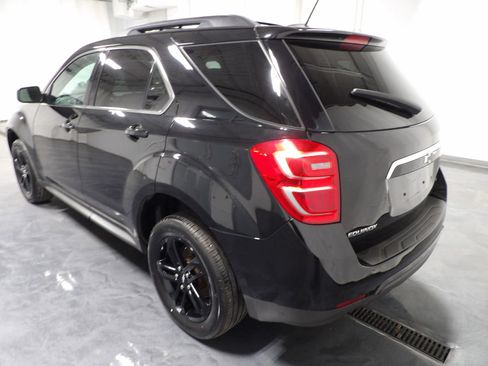 Used 2017 Chevrolet Equinox LT image 5