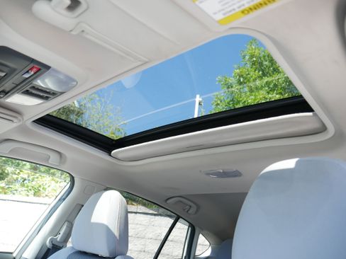 Used 2023 Subaru Crosstrek 2.0i Premium image 15