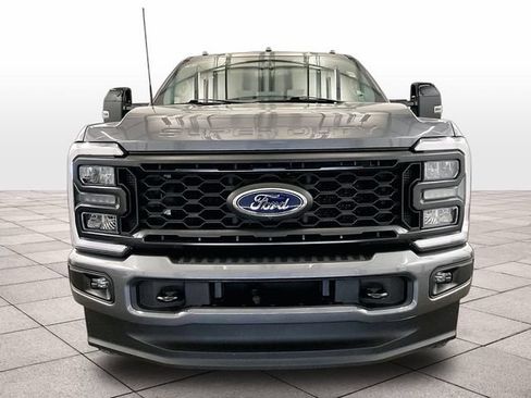Used 2024 Ford F250 Lariat w/ Sport Appearance Package AWD/4WD image 3