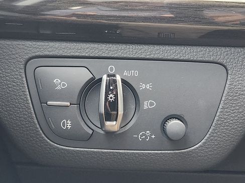 Used 2018 Audi Q5 2.0T Premium image 22