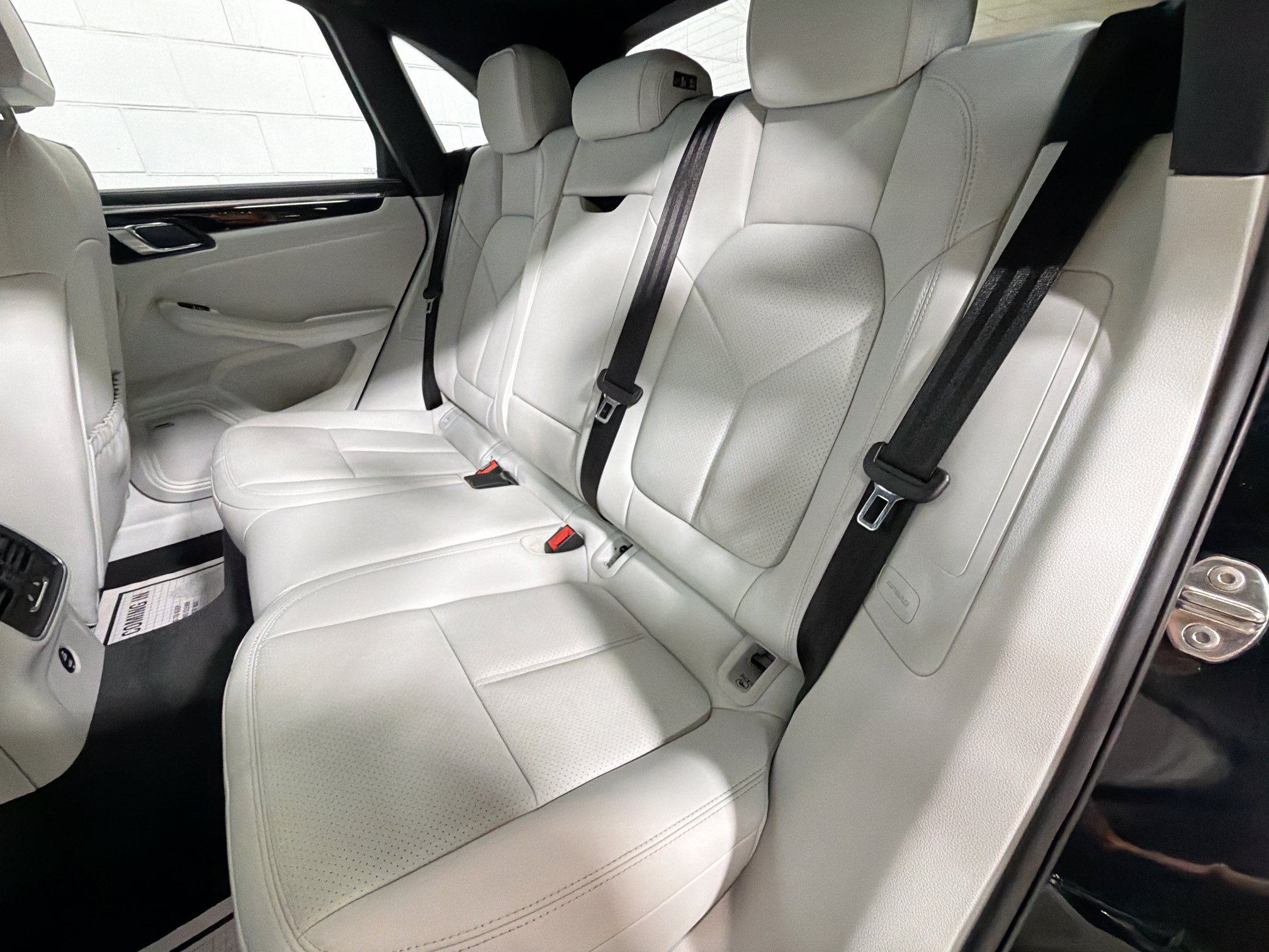 Certified 2026 Porsche Macan AWD/4WD image 20