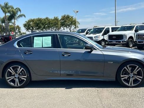 Used 2022 BMW 330e w/ Convenience Package image 2