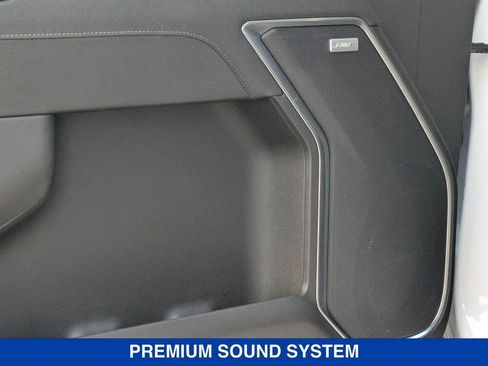 New 2026 GMC Sierra 2500 SLT w/ SLT Convenience Package image 14