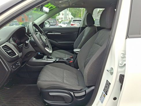Used 2022 Kia Seltos LX image 13