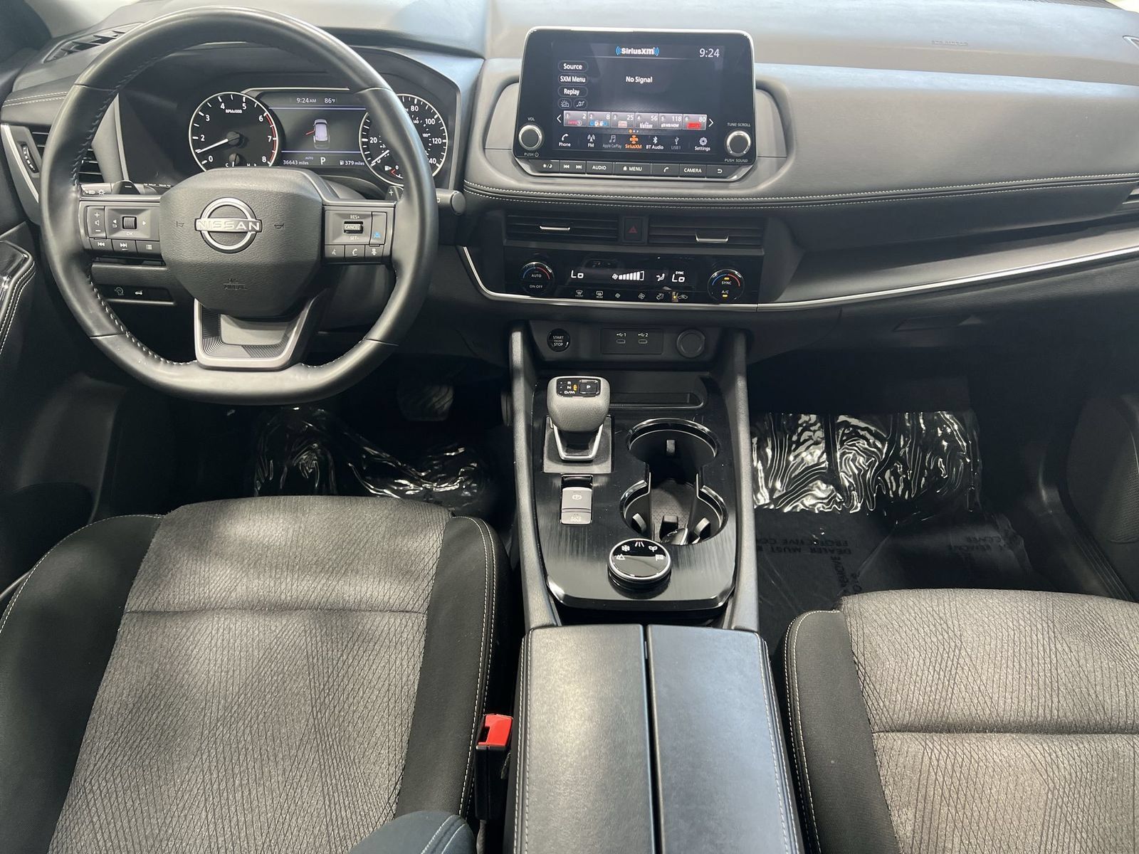 Used 2025 Nissan Rogue SV AWD/4WD image 15