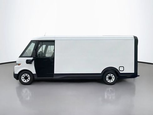 Used 2024 Chevrolet Brightdrop 600 w/ Commercial Equipment Package AWD/4WD image 4