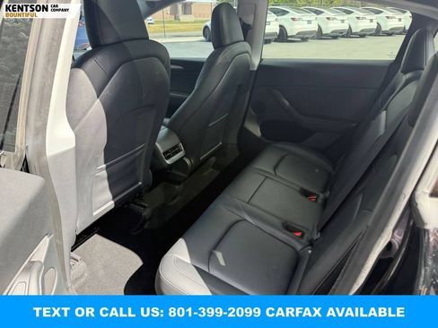 Used 2023 Tesla Model Y AWD image 29