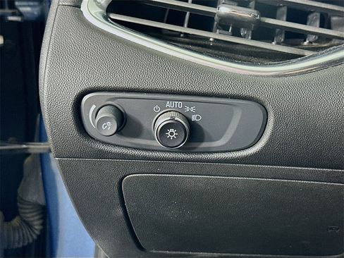 Used 2024 Chevrolet Malibu LT image 22