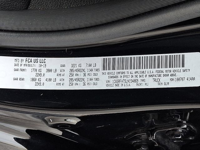 Used 2020 RAM 1500 Limited w/ Black Appearance Package AWD/4WD image 28