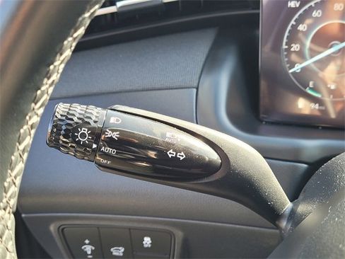 Used 2023 Hyundai Tucson Limited image 17
