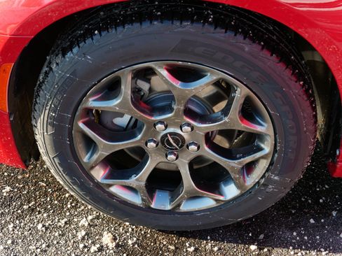 Used 2017 Chrysler 300 S image 15