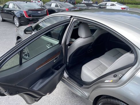 Used 2017 Lexus ES 350 w/ Luxury Package FWD image 10