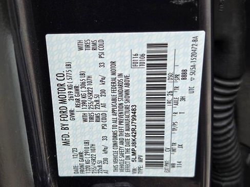 Used 2024 Lincoln Nautilus Reserve w/ Equipment Group 202A image 23