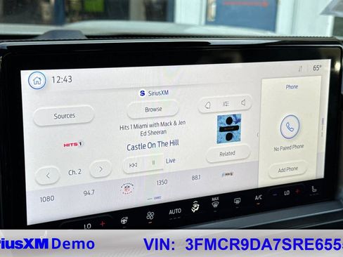 Used 2025 Ford Bronco Sport Badlands image 32