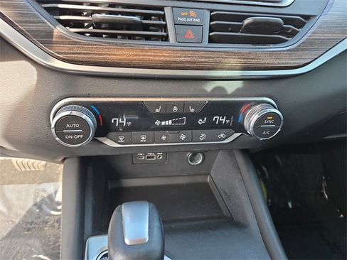 Used 2019 Nissan Altima 2.5 Platinum image 29