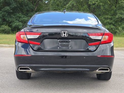 Used 2021 Honda Accord Touring image 7