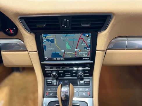 Used 2013 Porsche 911 Carrera 4S image 24