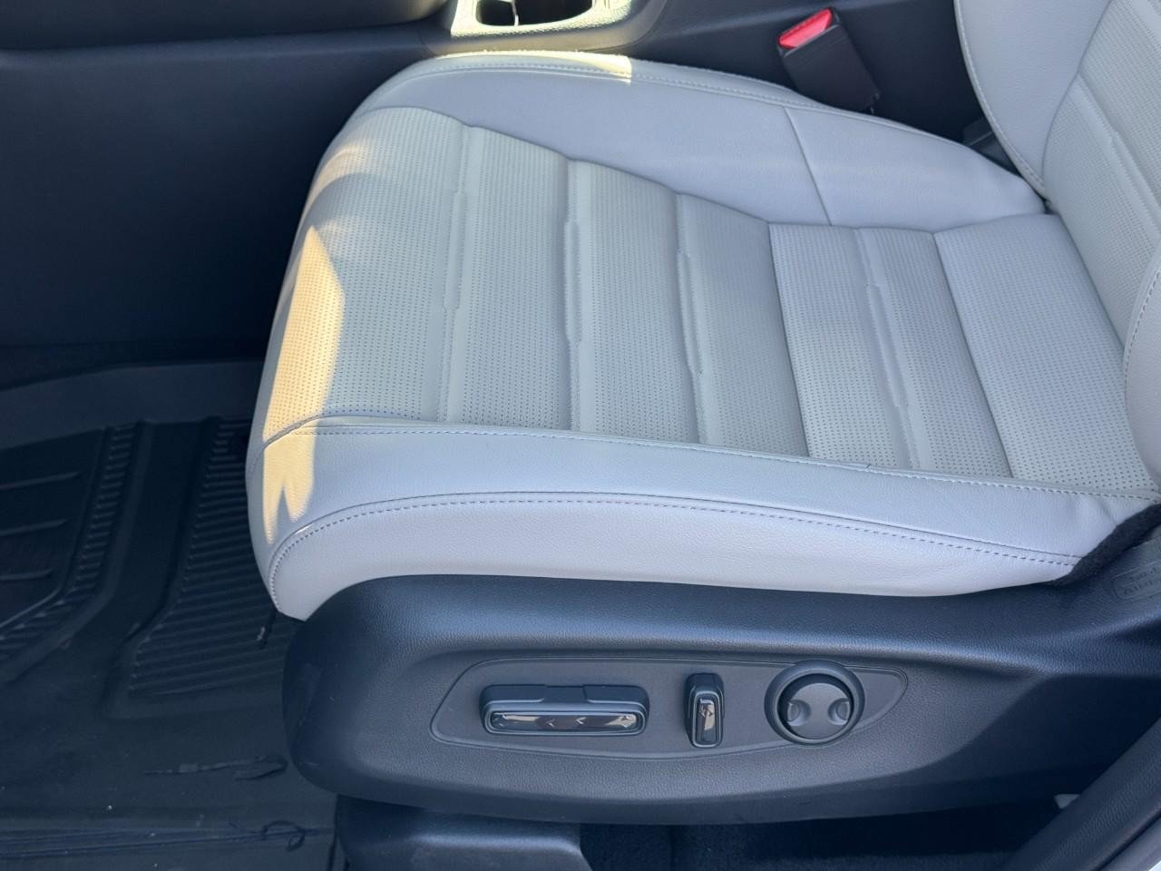 Certified 2026 Honda CR-V EX-L image 17