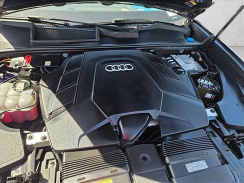 Used 2021 Audi Q8 Premium Plus w/ Premium Plus Package AWD/4WD image 25
