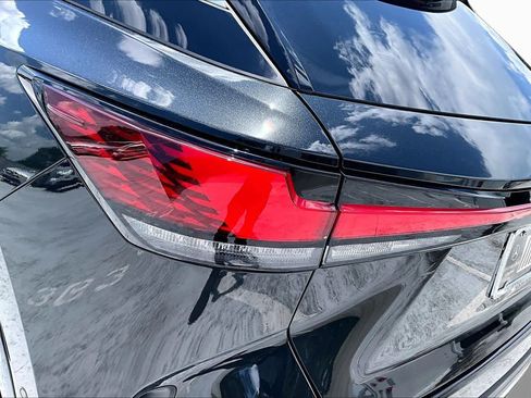 Used 2025 Lexus RX 450h AWD w/ Convenience Package image 29