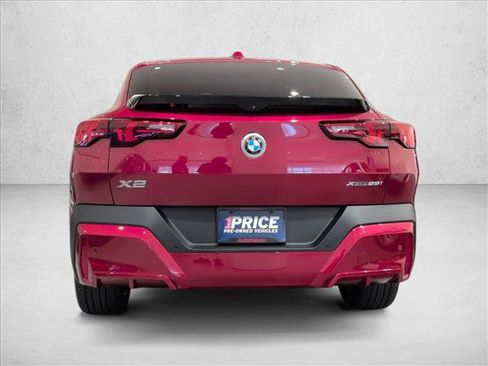 Used 2025 BMW X2 xDrive28i w/ Premium Package AWD/4WD image 6
