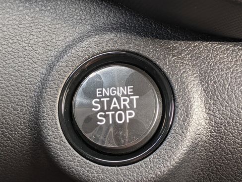 Certified 2025 Hyundai Venue Limited image 19